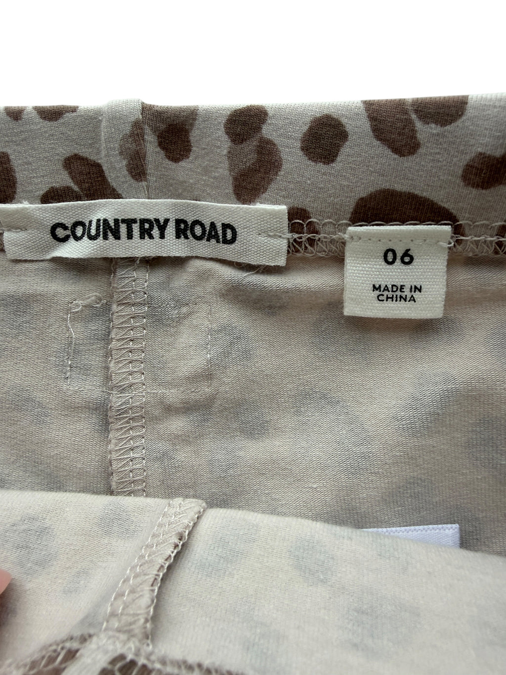 Country Road Shorts (6)