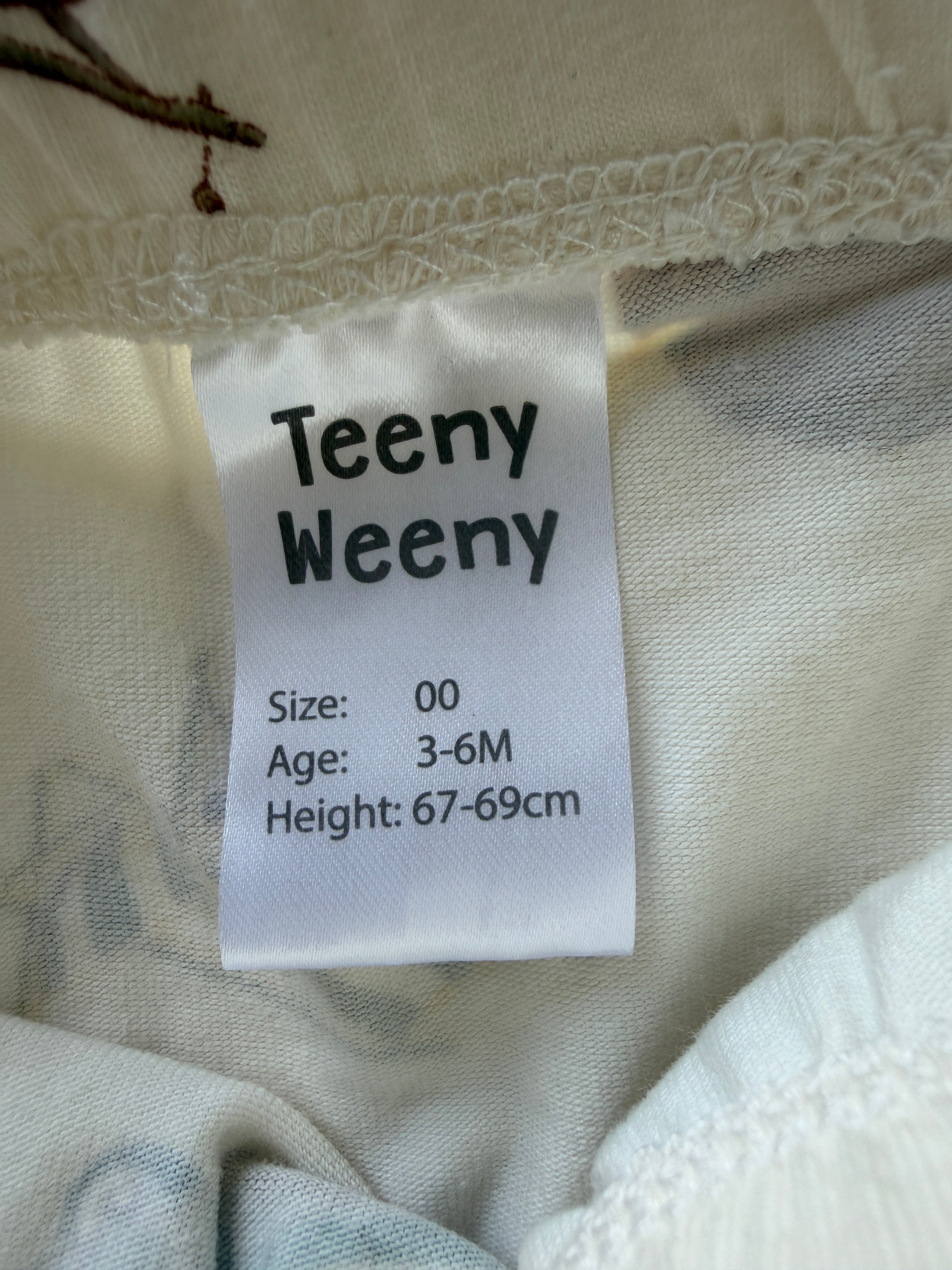 Teeny Weeny Bodysuit/Pants Set (3-6M)